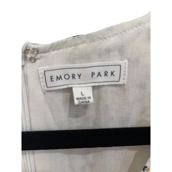 Emory Park V-Neck Short Sleeve Floral Lightweight Dress Size Large - Picture 2 of 5